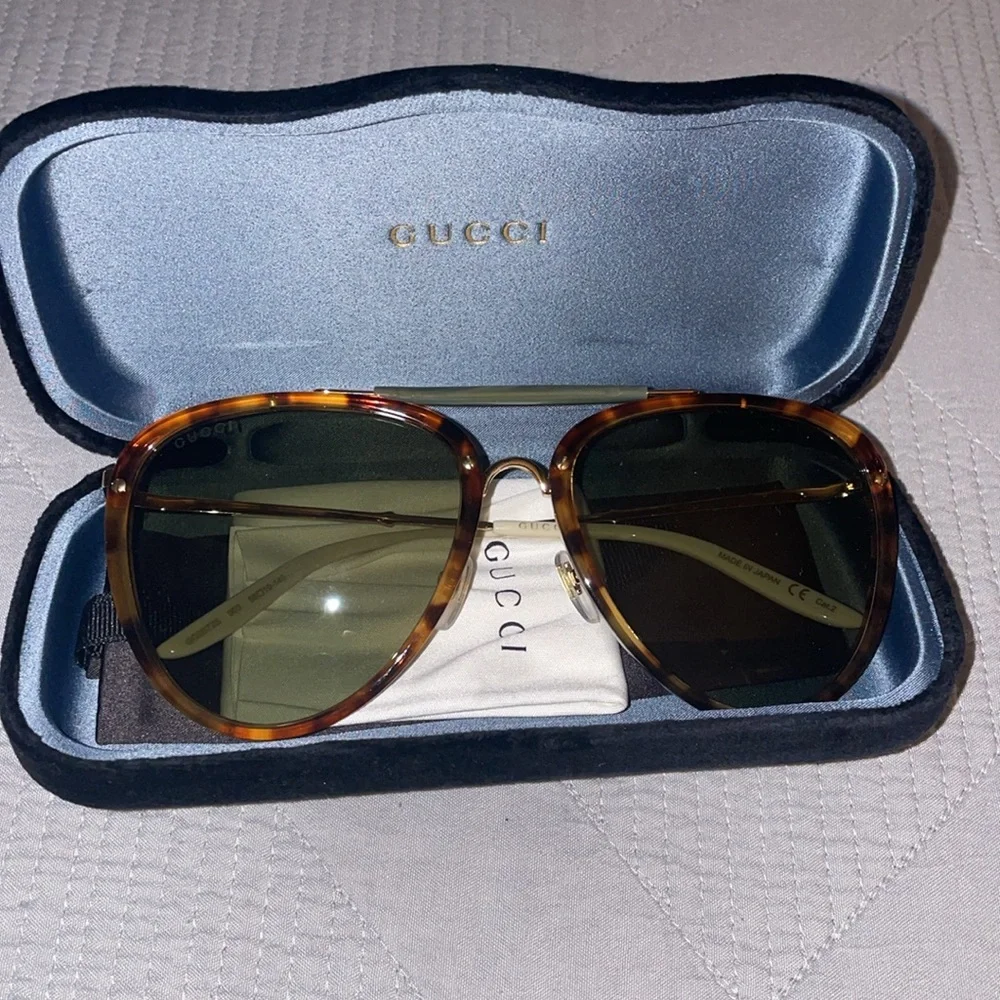 Gucci sunglasses